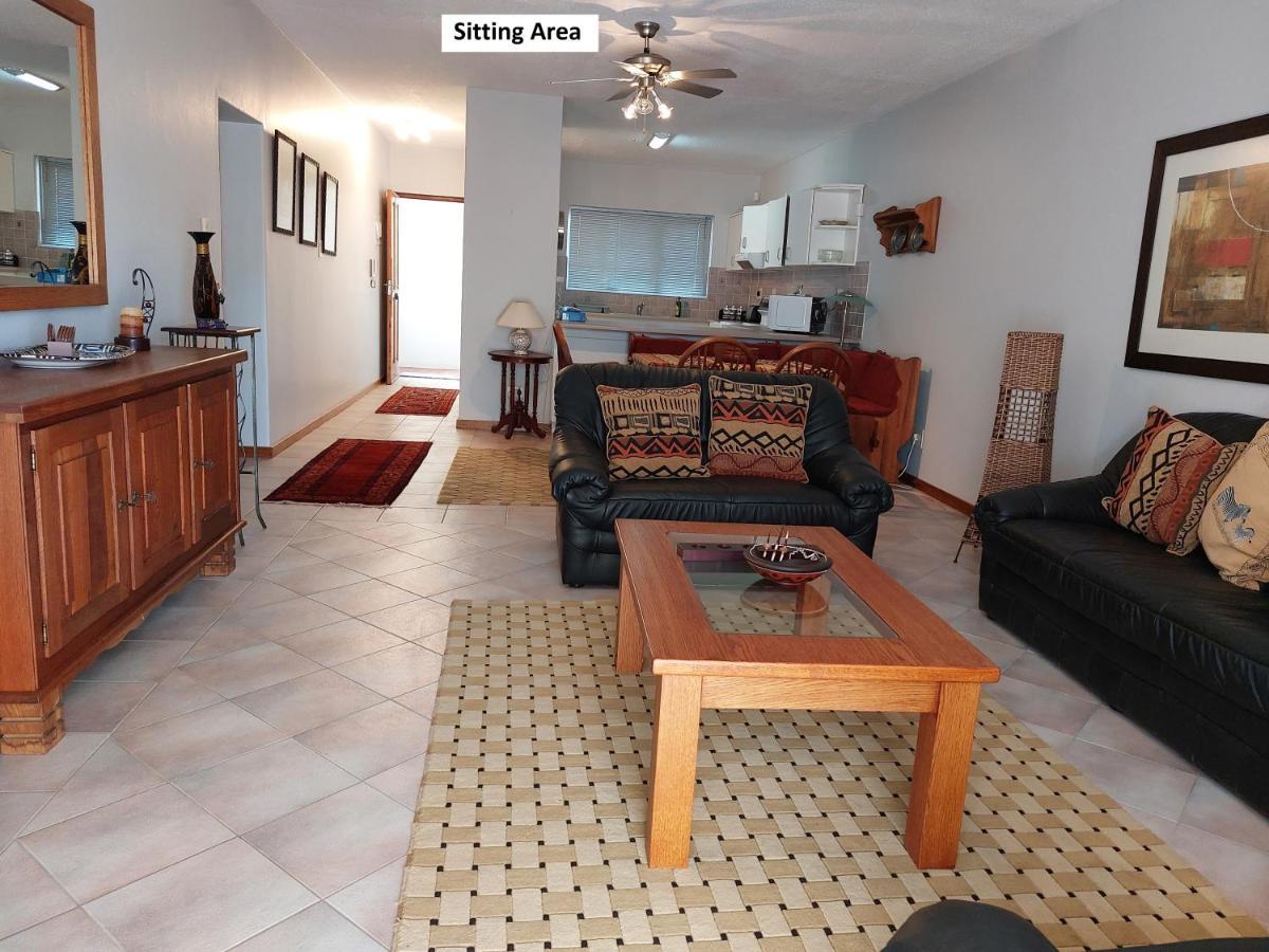 Central Self Catering Swakopmund Bagian luar foto